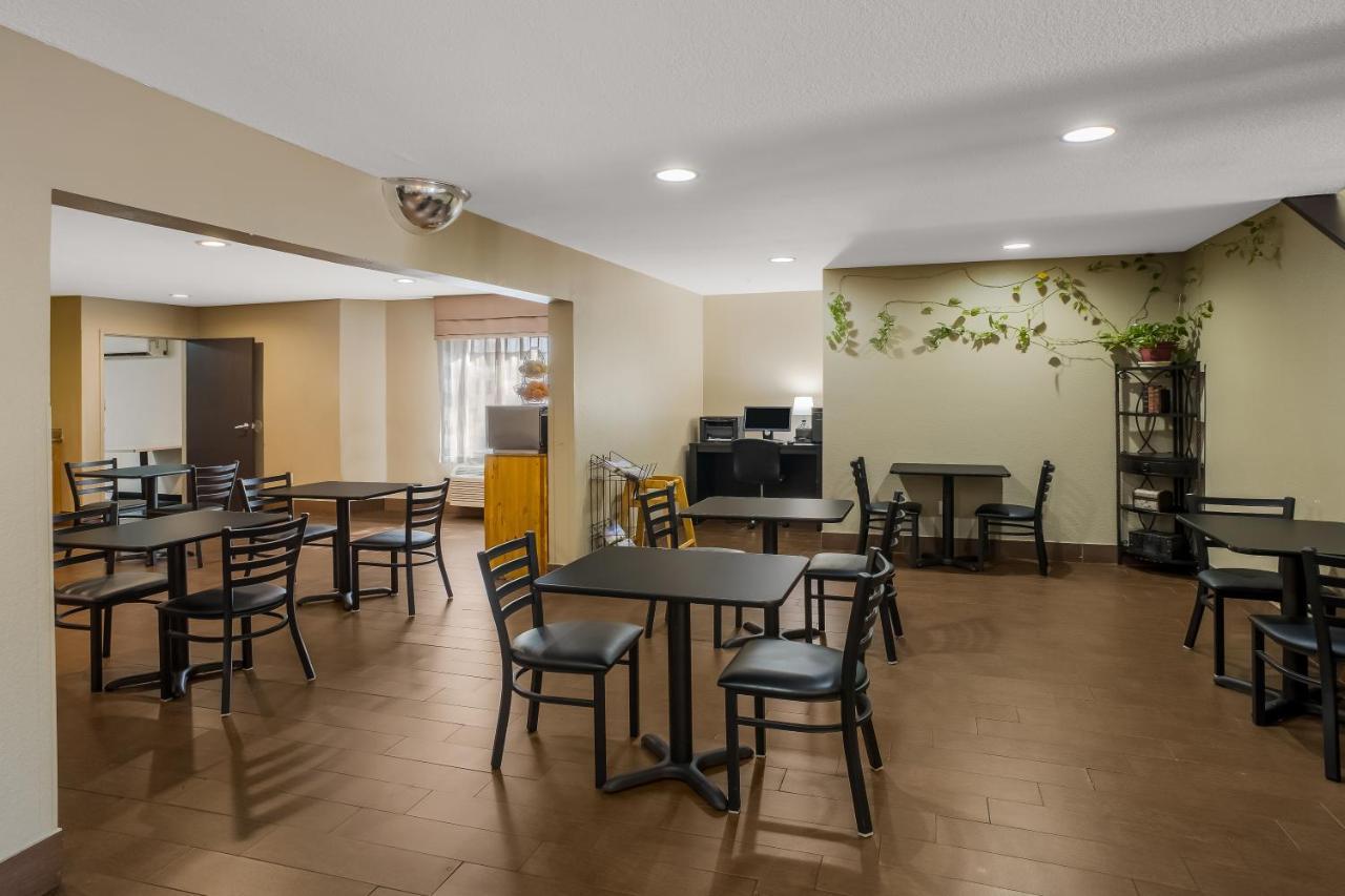 Surestay Plus By Best Western Mesa Superstition Springs Eksteriør billede