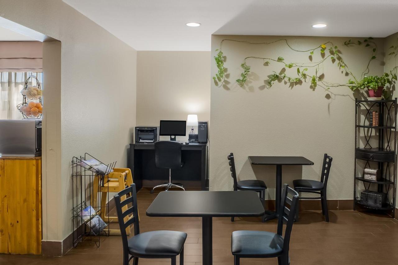 Surestay Plus By Best Western Mesa Superstition Springs Eksteriør billede