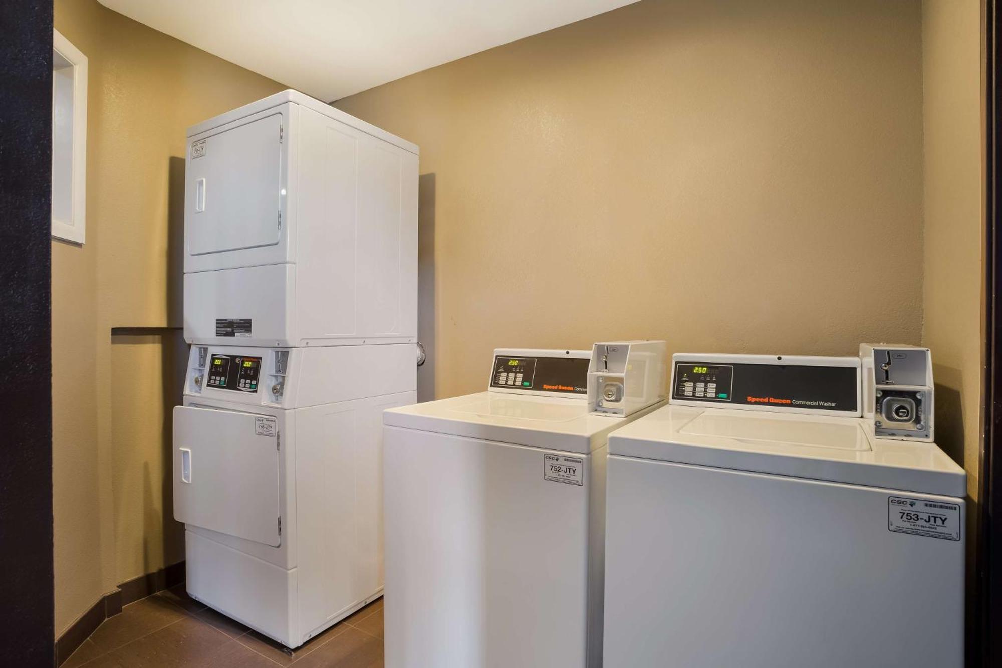Surestay Plus By Best Western Mesa Superstition Springs Eksteriør billede