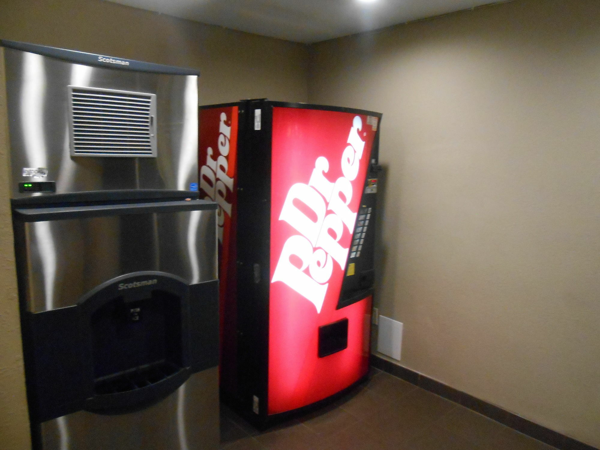 Surestay Plus By Best Western Mesa Superstition Springs Eksteriør billede